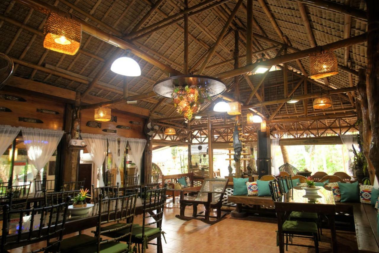 วิลลา คาดีน แกรนด์ วิสตา รีสอร์ต Hotel โกรอน ภายนอก รูปภาพ